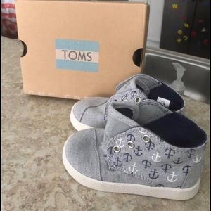 NWT TOMS nautical sneakers ⚓️
